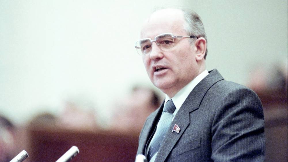 Руцкой призвал наказать Горбачева за уничтожение СССР