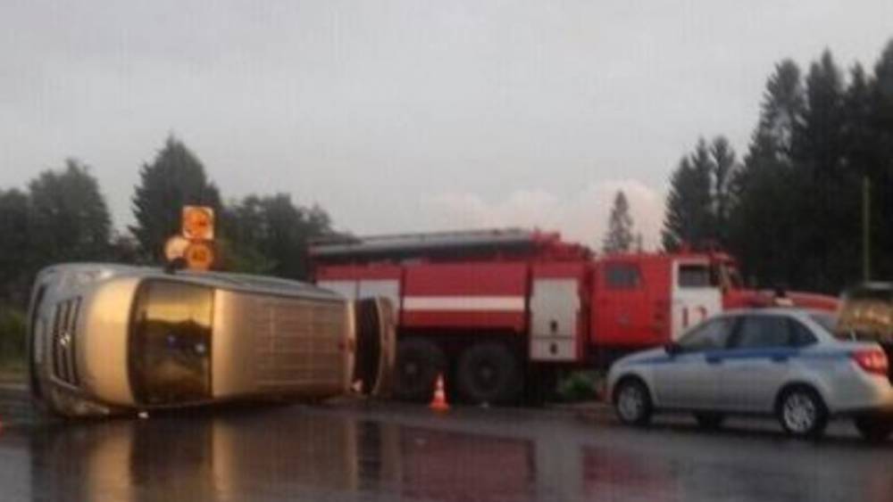 Один человек погиб в серьезном ДТП с участием трех автомобилей в Вологодской области