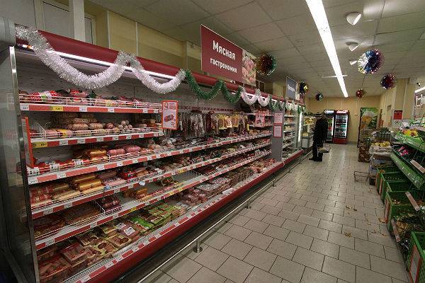 В России стали чаще покупать еду в долг по кредиткам