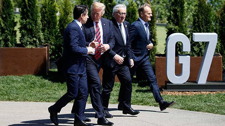 Трамп и Макрон согласились пригласить Россию на саммит G7 - СМИ