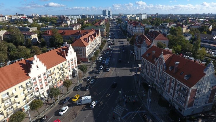 Около десяти тысяч иностранцев оформили электронные визы в Калининград за месяц