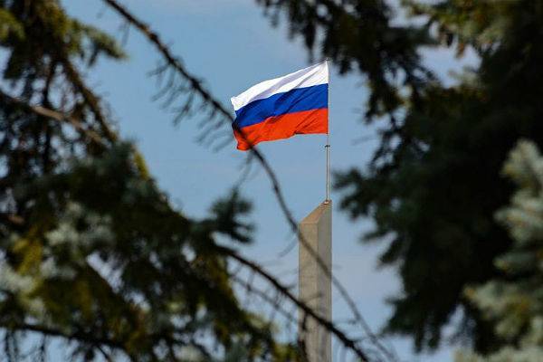 Российский флаг подняли над Донецком