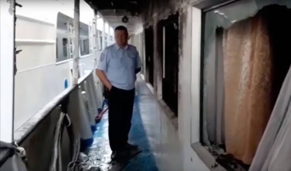 СК проводит проверку после гибели механика на теплоходе в Петербурге