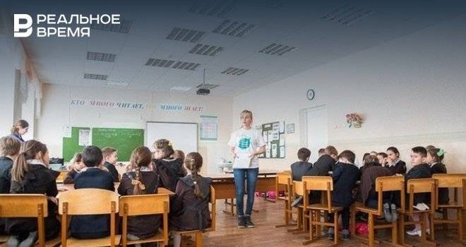 Исполком Казани выделит учителям, подготовившим победителей и призеров олимпиад, 5,7 млн рублей