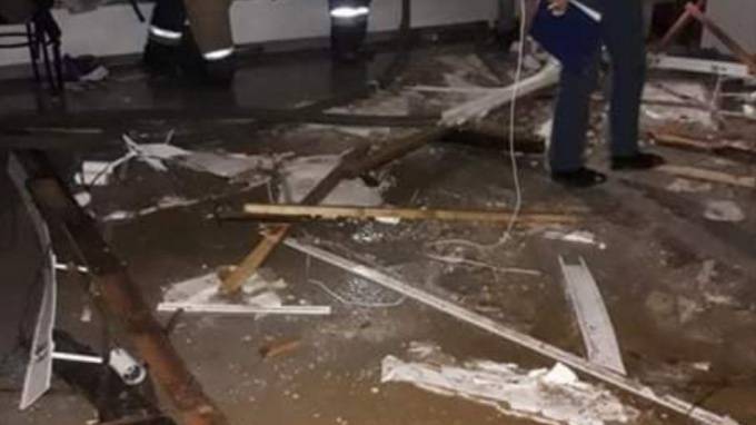 Появились фото последствий пожара внутри здания кинотеатра "Аврора"