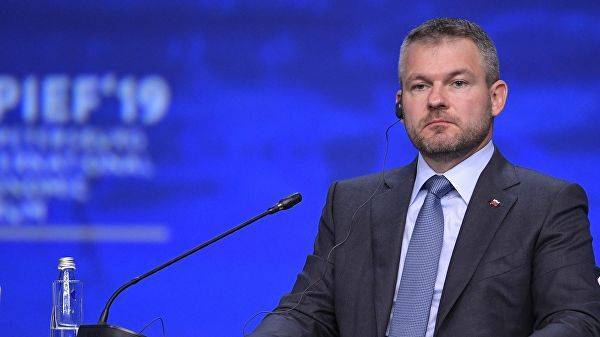 Премьер Словакии опроверг слухи о своей отставке