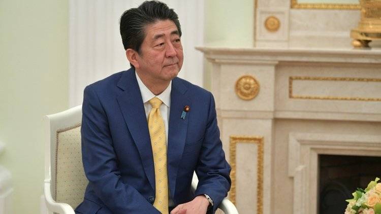Абэ намерен обсудить на G7 вопросы Северной Кореи и Ближнего Востока