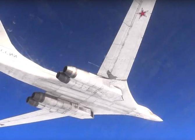 Боевое применение ракетоносца Ту-160 в Сирии показали на видео