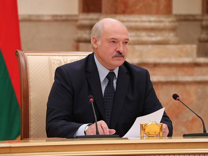 Лукашенко рассказал о просьбе Зеленского поддержать его