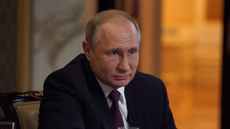 Путин заявил, что Россия не втянется в гонку вооружений