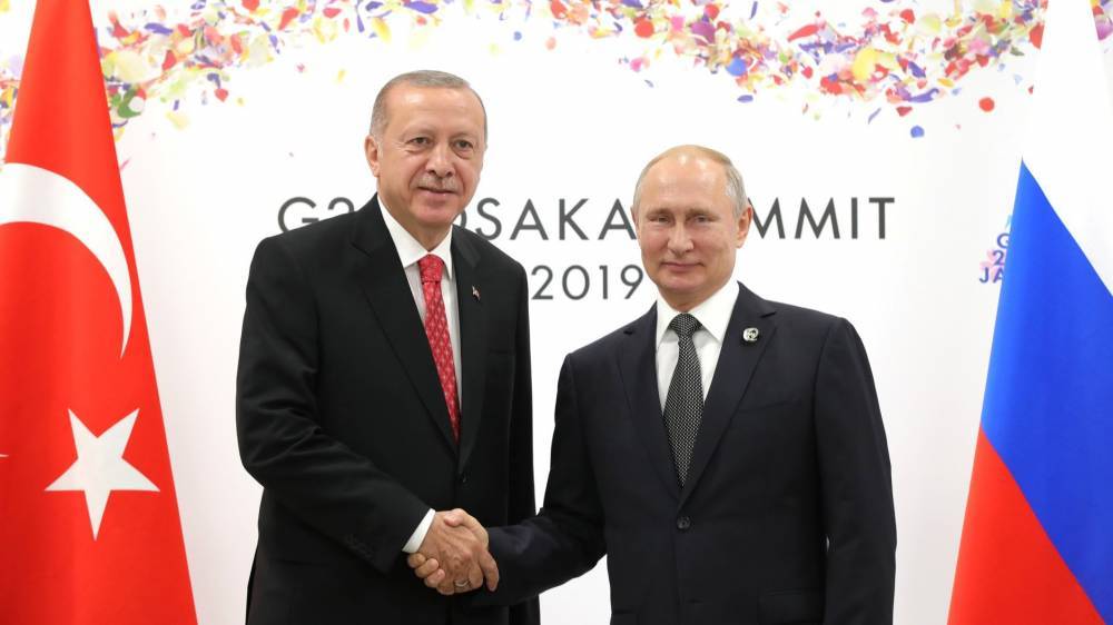Путин и Эрдоган обсудили по телефону урегулирование обстановки в Сирии