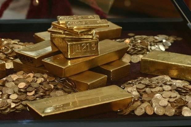 Центробанк России закупил за июль еще 300 000 унций золота