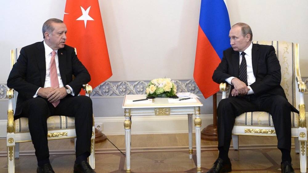 Путин и Эрдоган обсудили по телефону ситуацию в сирийском Идлибе