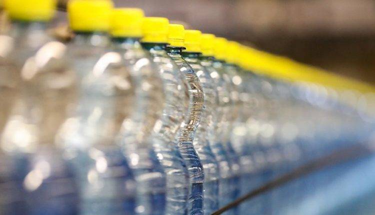 ВОЗ не обнаружила вреда для здоровья от микропластика в питьевой воде