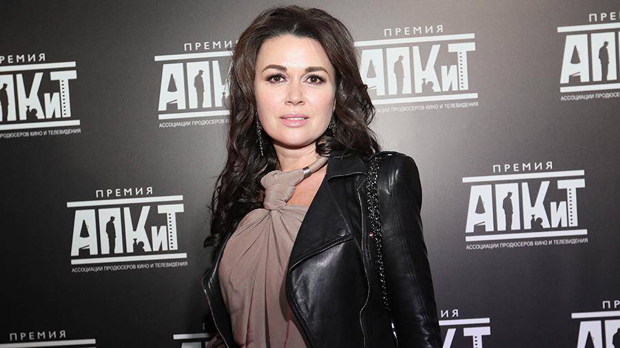 Директор Анастасии Заворотнюк ответил на слухи о раке мозга у актрисы