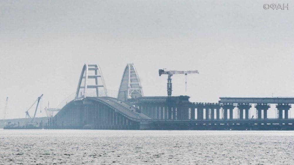Стали известны сроки начала движения поездов по Крымскому мосту