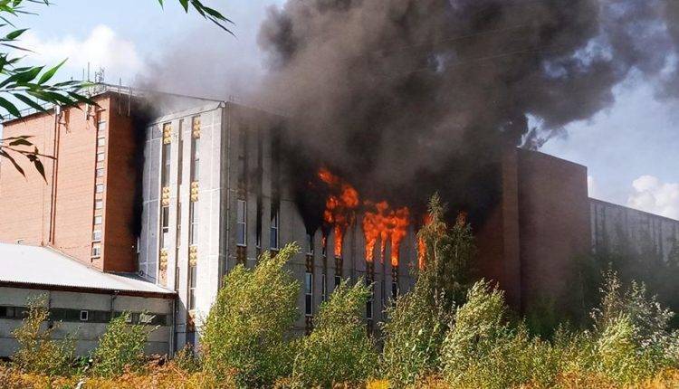 Врачи рассказали о состоянии пострадавших при пожаре в Петербурге