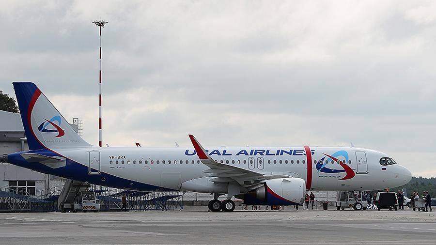 Самолет «Уральских авиалиний» экстренно сел в Сочи со второй попытки