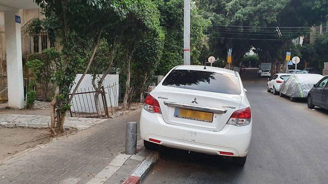 500 шекелей за парковку: в Тель-Авиве начали штрафовать владельцев машин среди ночи