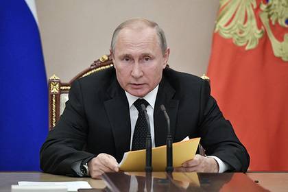 В Кремле констатировали начало диалога между Путиным и Зеленским