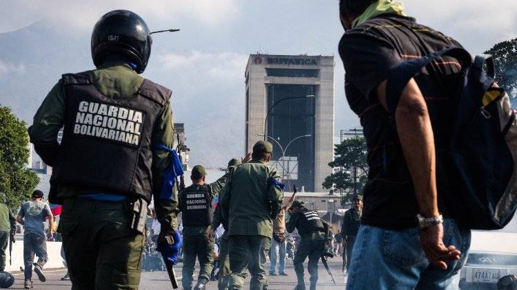 МИД РФ предупредил россиян о возможных уличных беспорядках в Каракасе
