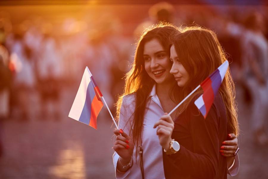 Концерт ко Дню флага России пройдет 24 августа на проспекте Сахарова