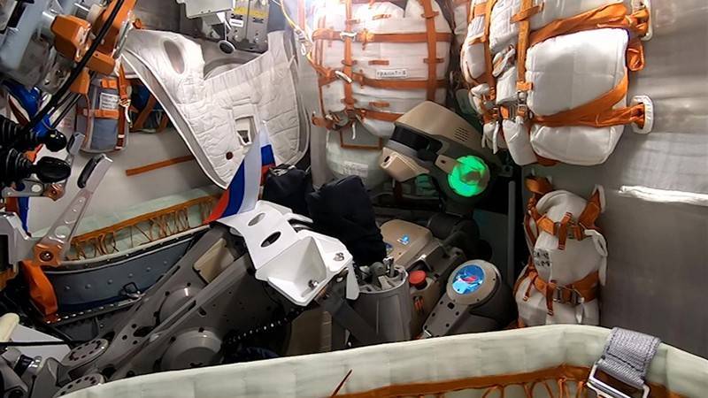 Почему "Союз" под управлением робота "Фёдора" не смог пристыковаться к МКС