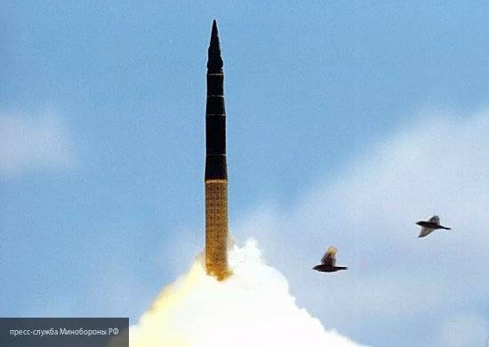 Состоялся запуск баллистических ракет «Синева» и «Булава»