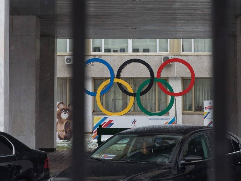 МОК не будет применять санкций к России из-за допинга Кузнецова
