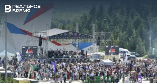 Хабиров посетил в Уфе фестиваль «День 1000 музыкантов»