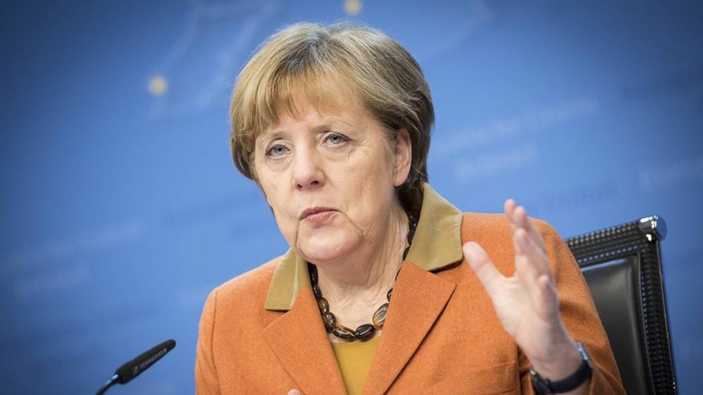 Меркель прибыла во французский Биарриц на саммит G7