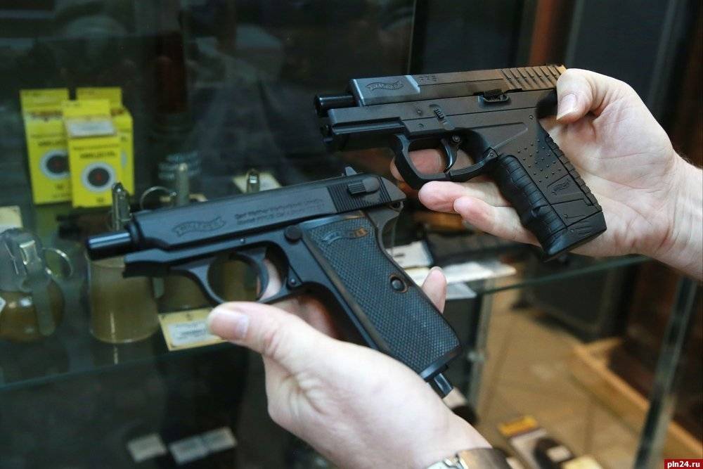 Росгвардия закупит пистолеты-электрошокеры на четыре миллиона рублей
