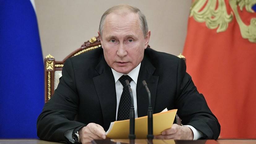 Путин поручил проработать вопрос досрочной пенсии горнякам — РТ на русском