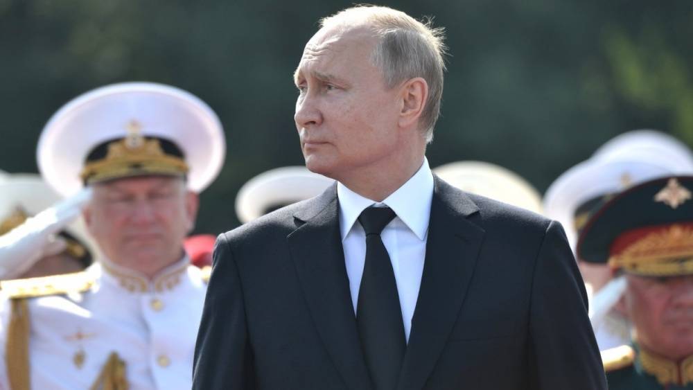 Песков прокомментировал возможное приглашение Путина на встречу G7 в США