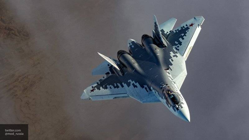 Летчик-испытатель назвал истребитель Су-57 гордостью российских ВКС