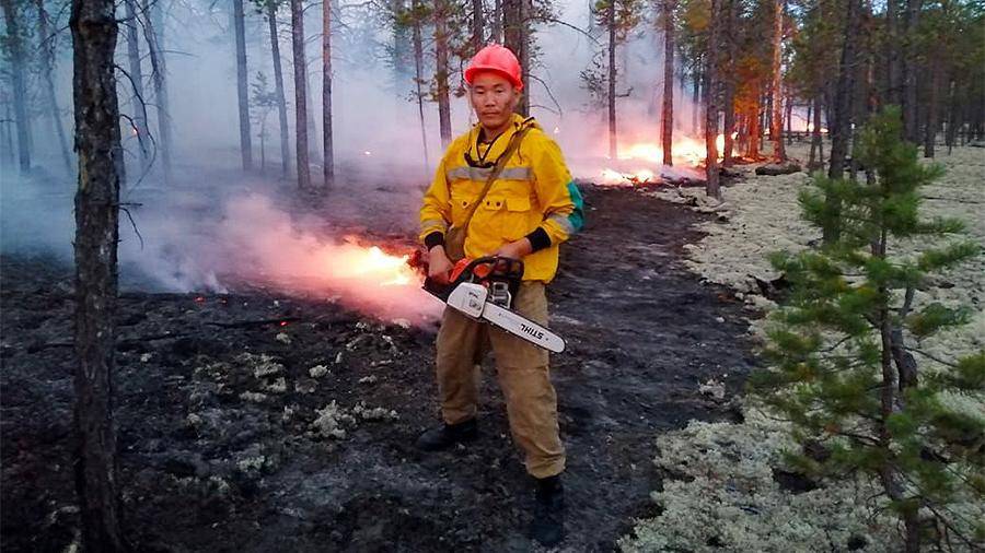 В Якутии за день ликвидировали 13 лесных пожаров