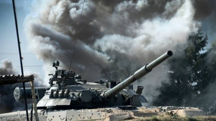 Видео: Солдаты США «оседлали» российский «летающий» танк Т-80
