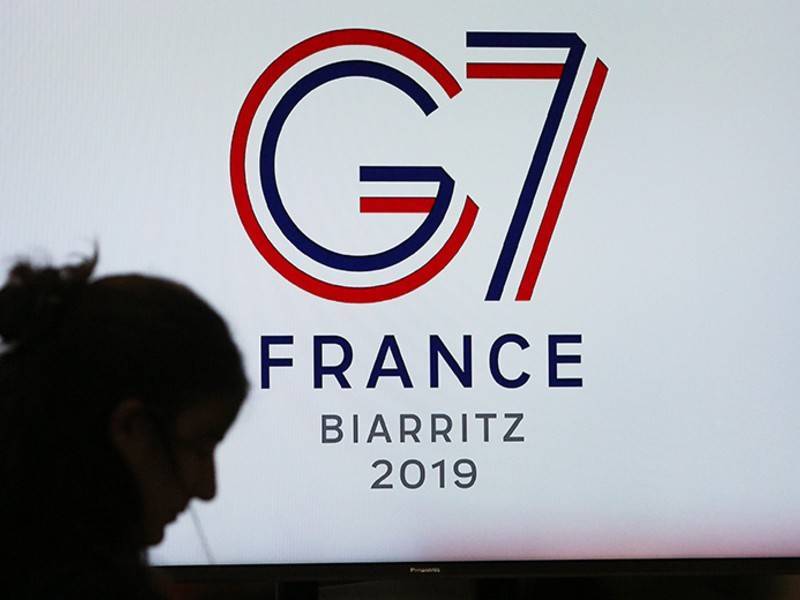 Делегацией из Ирана прилетела на саммит G7
