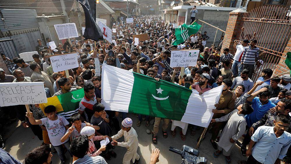 Кашмир: беспорядки и столкновения