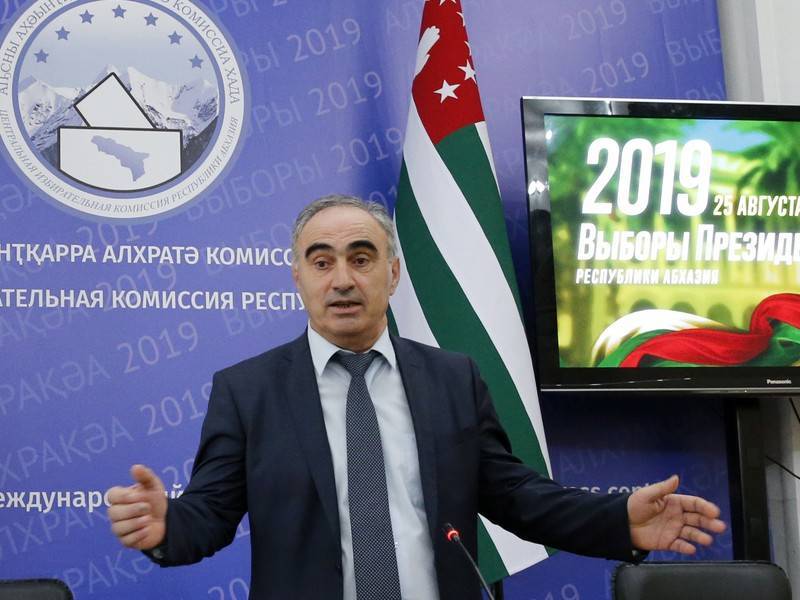 ЦИК Абхазии потратил на выборы президента более 17 млн рублей