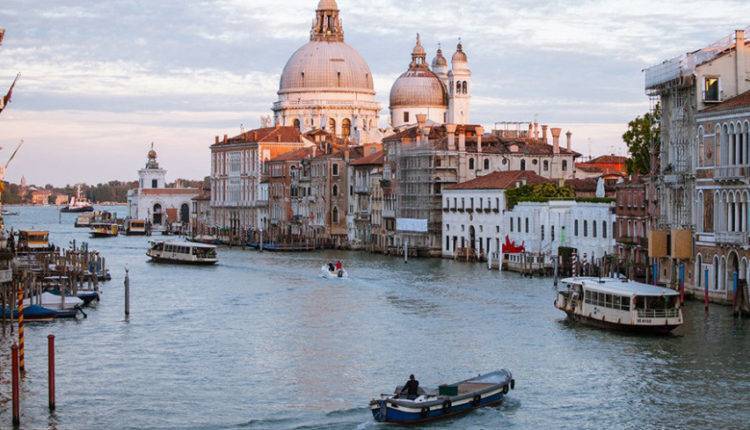 Уик-энд на воде: во сколько обойдется путешествие к Венецианской лагуне