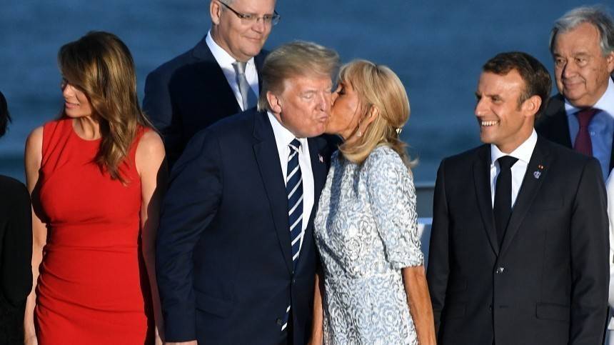 Видео: Меланья отомстила Трампу за поцелуй с женой Макрона