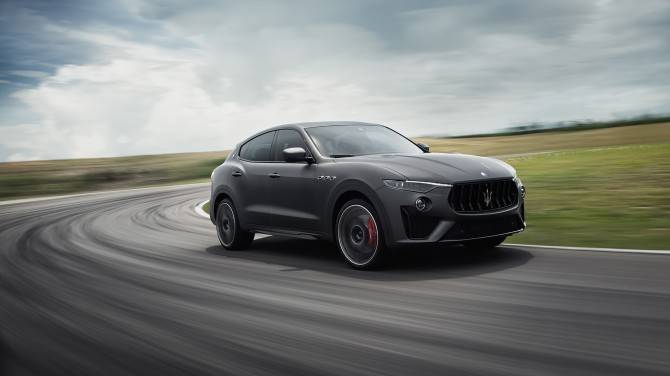 Продажи новых автомобилей Maserati в РФ упали на 44%