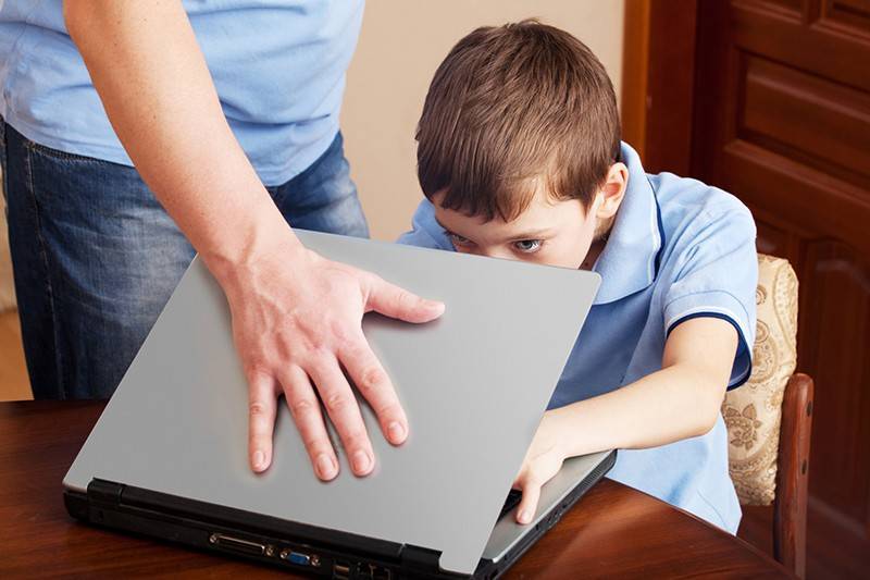 Как защитить ребенка от травли в интернете