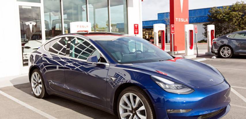 Tesla анонсировала повышение цен на свои авто в Китае