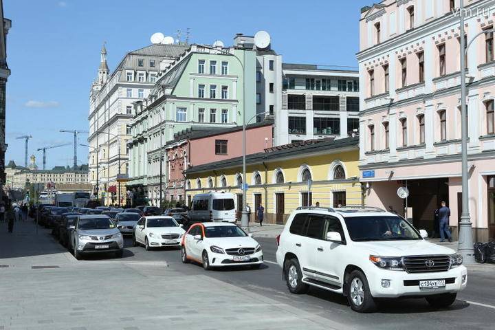 Автоэксперт озвучил марки машин, которые могут покинуть российский рынок