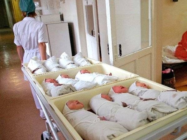 Минздрав предложил регистрировать младенцев с низкой массой тела через неделю после родов
