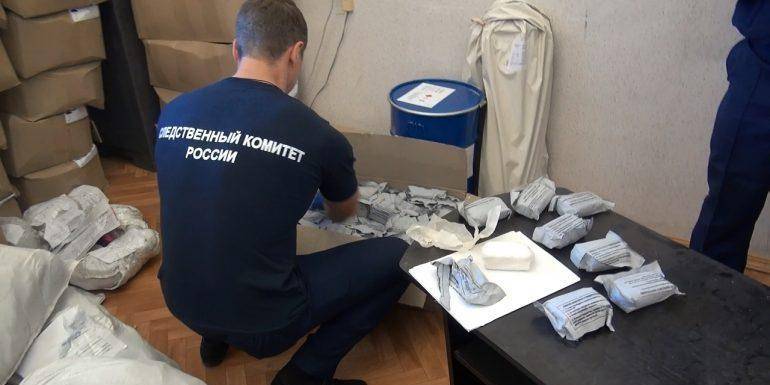 Бизнесмены из Костромы поставляли в больницы 40-летние советские бинты под видом новых