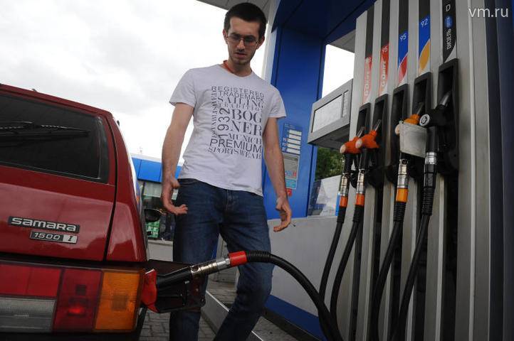Потребительские цены на бензин в России выросли в июле на 0,2 процента