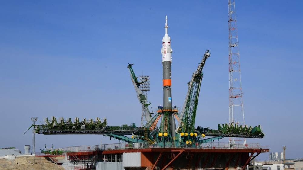 Российский космонавт назвал политизированным отказ Европы от ракет «Союз»